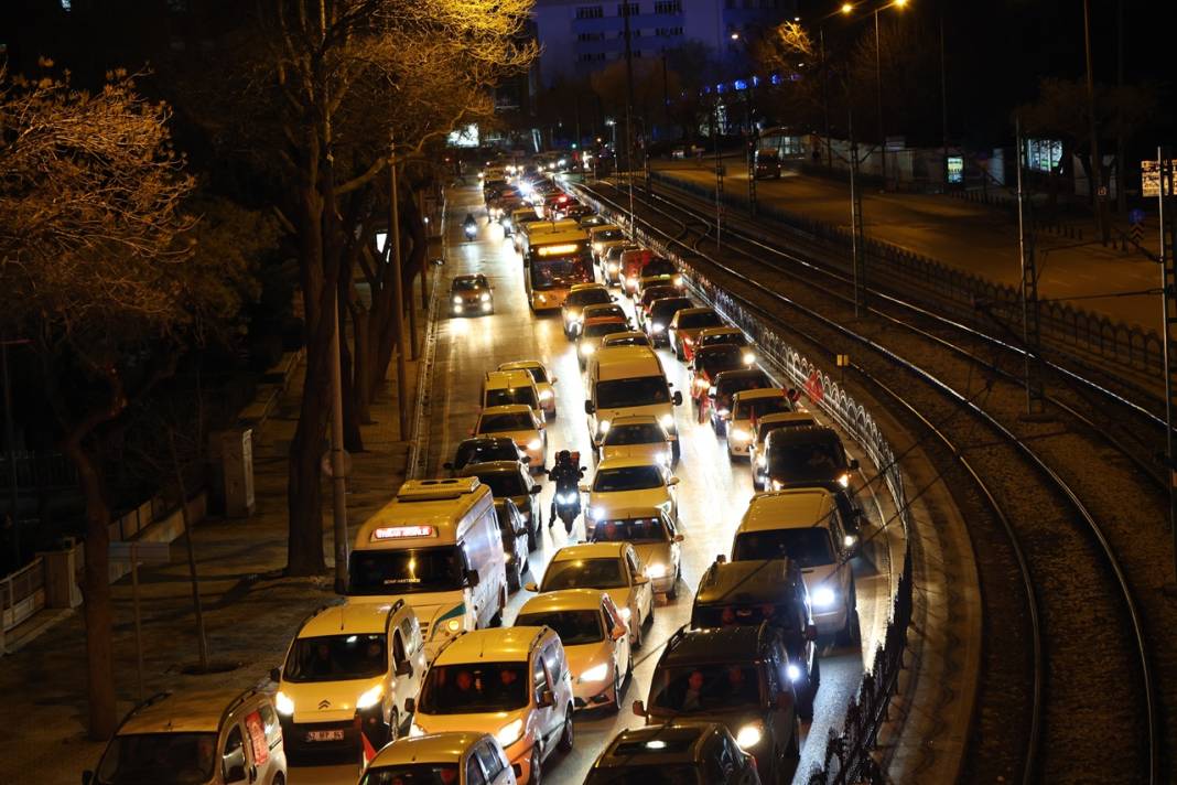 Konya'da sokaklarda aynı öfke! Yüzlerce araçlık konvoy bunun için tek yürek oldu 17